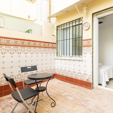 Apartment Bordador Courtyard By Valcambre Seville